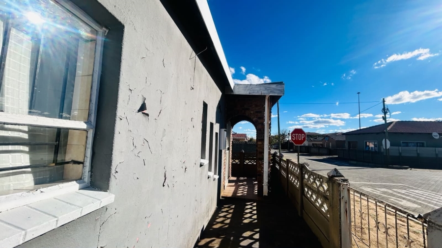3 Bedroom Property for Sale in Zamdela Free State
